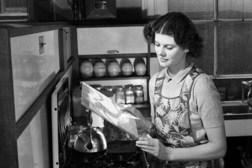 Mujeres colombianas no están tan dispuestas a dejar rol de ama de casa