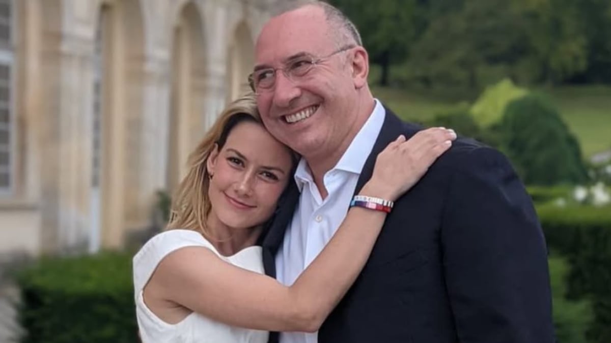 Altair Jarabo viajó a Hong Kong junto a su esposo y presumió su viaje en redes sociales.