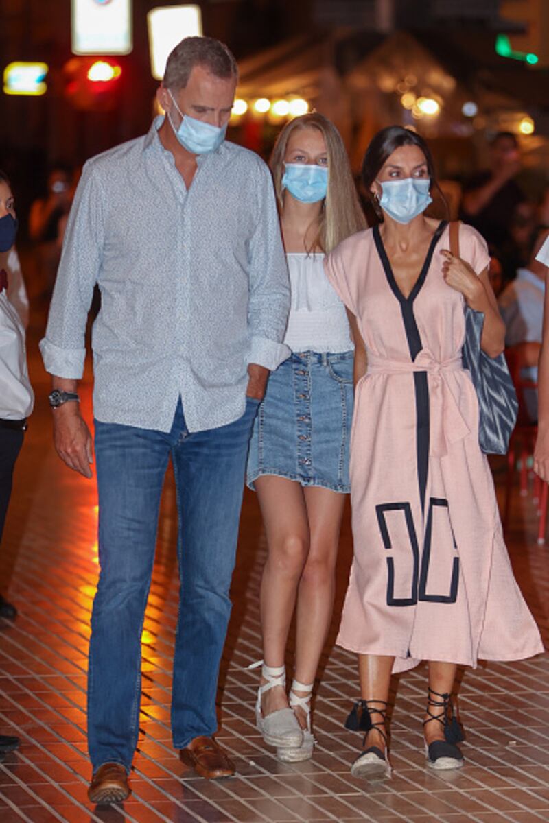 El día que la reina Letizia usó un polémico bolso que indignó a las redes: así solucionó el bochorno