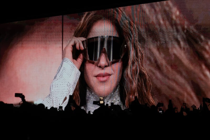 La cantante colombiana Shakira se presenta durante un concierto de su gira 'Las mujeres ya no lloran World Tour'