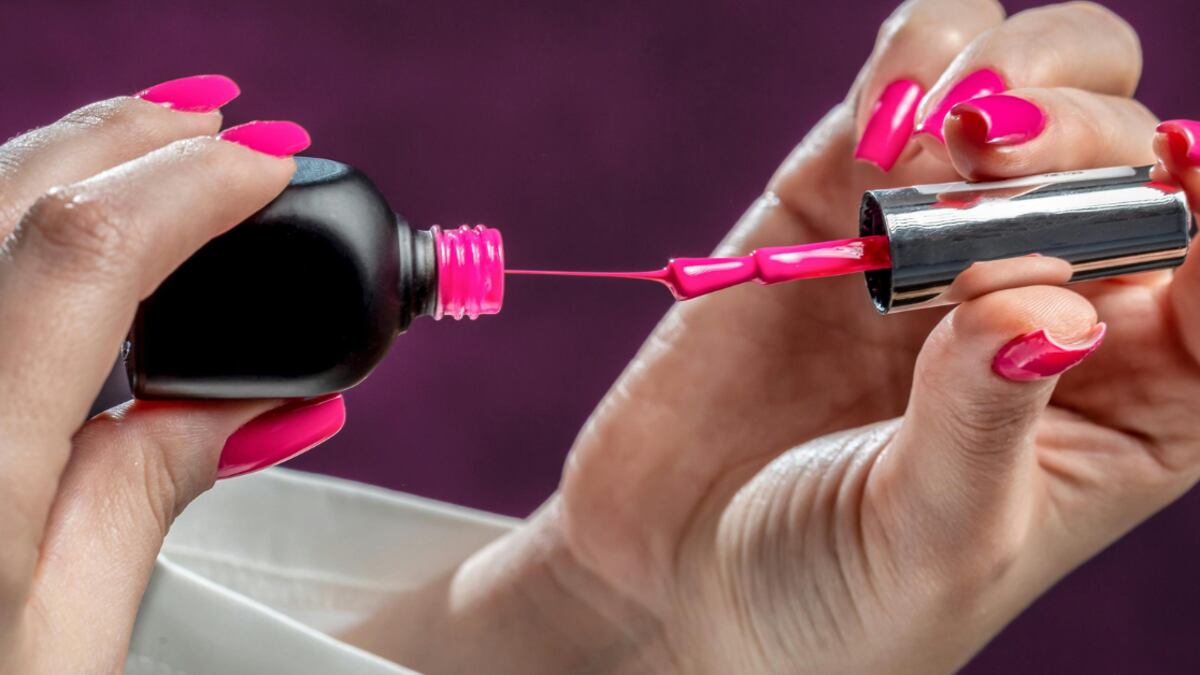 Estos son los colores que tienes que probar si tienes piel morena, harán que tu belleza resalte.