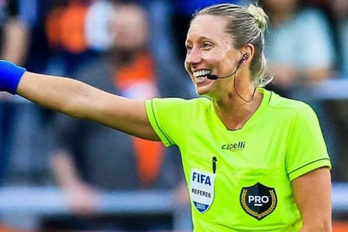 ¿Quién es Tori Penso? La jueza que arbitró un partido del Mundial 2026 e hizo historia