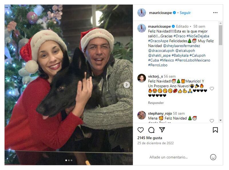 Mauricio Aspe jutno a su esposa, Sheyla Ares