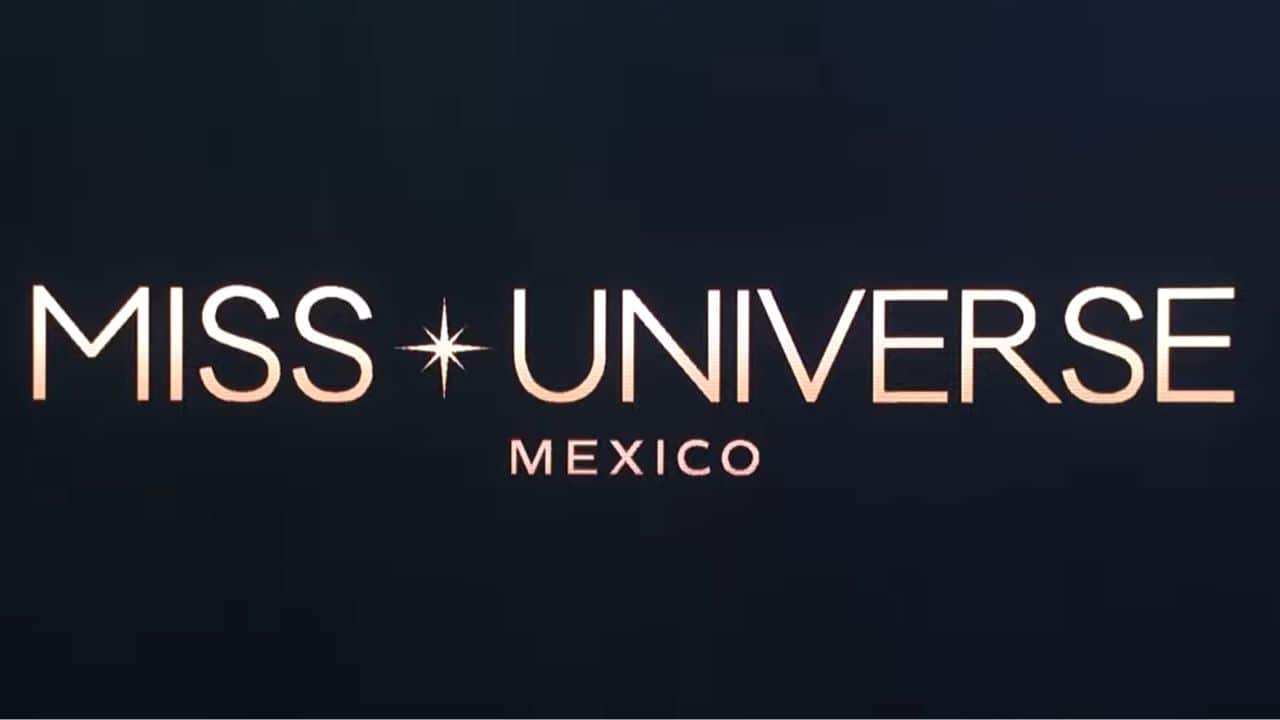 Una exparticipante del certamen de belleza acusó de violencia al exdirector.