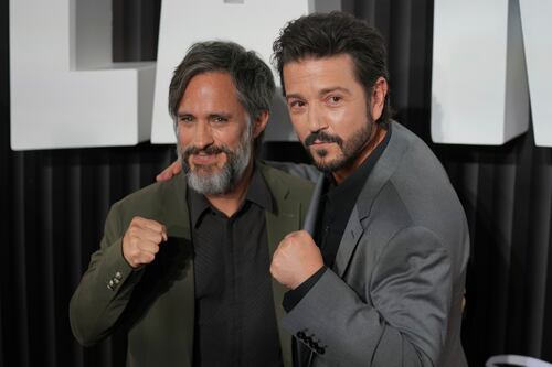 “No la vi venir”: Diego Luna habla de su nominación a los Globos de Oro 2025 por su actuación en La Máquina