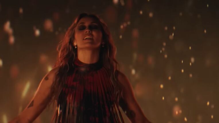 Dream As One de Miley Cyrus