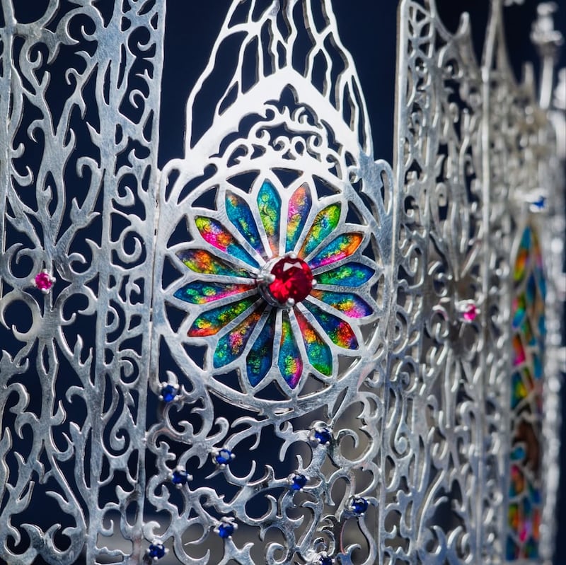 Corona Reina de Quito