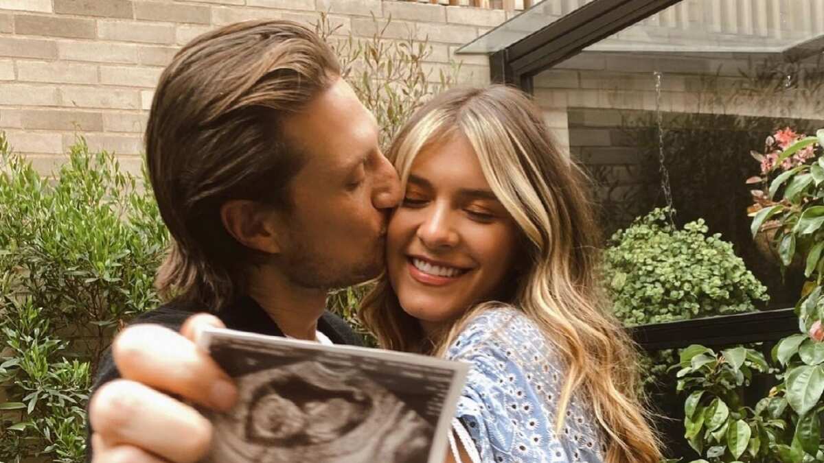 Laura Tobón y su esposo