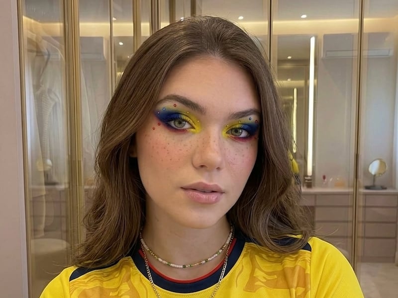 Glitter y pedrería