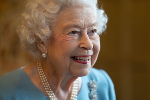 ¿Qué sucederá en la realeza tras la muerte de la Reina Isabel II?