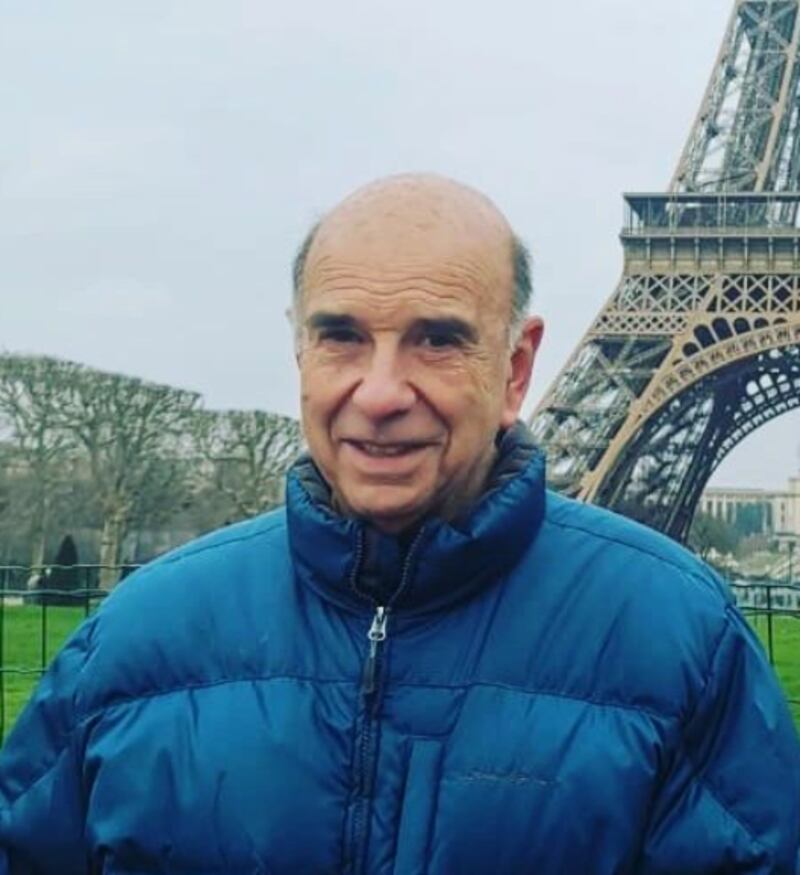 Mauricio Bustamante lamentó la partida de su suegro Roberto Flaño