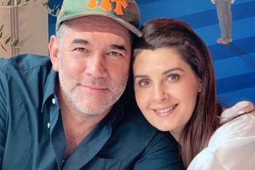 “Idéntica a…”: hija de Mayrín Villanueva impacta en redes por su belleza en nueva foto junto a su madre