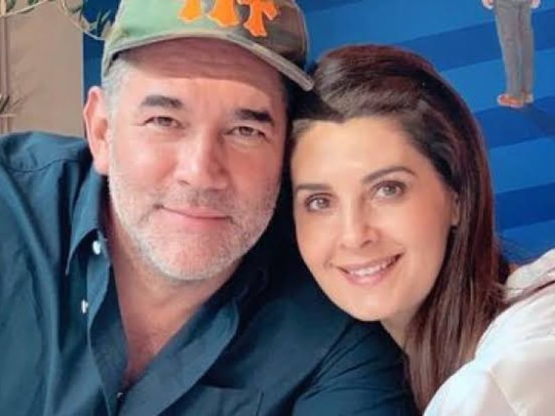 “Idéntica a…”: hija de Mayrín Villanueva impacta en redes por su belleza en nueva foto junto a su madre