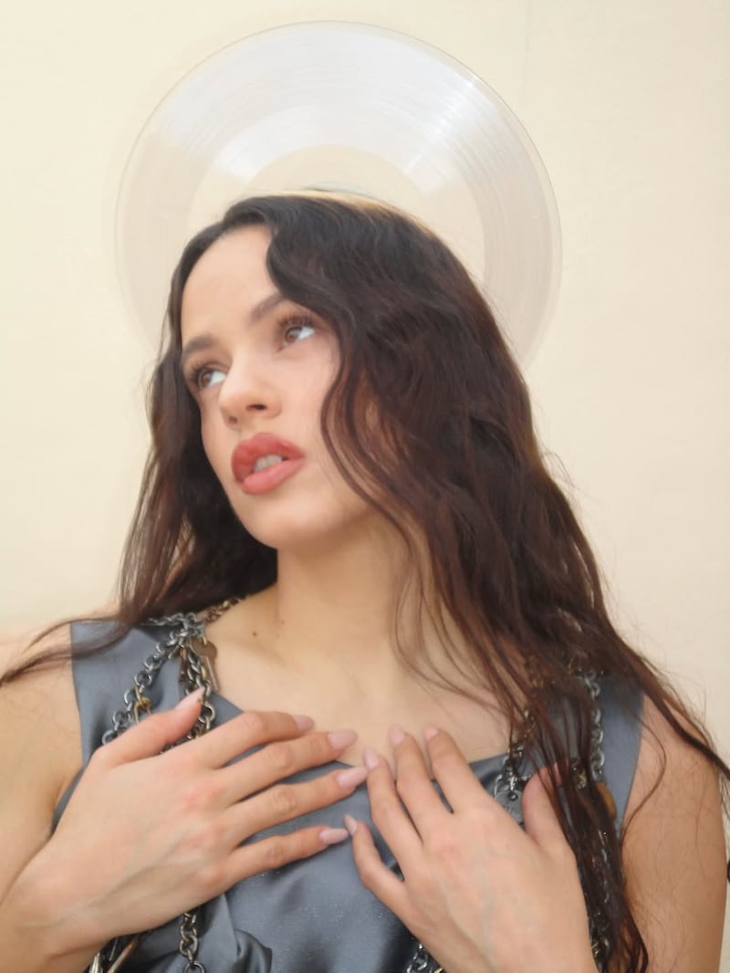 ¿Tinte en tendencia? El 'halo hair' que todas quieren replicar esta temporada: es diferente y glorioso