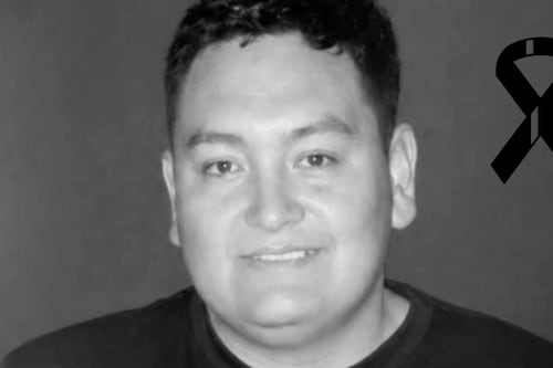 Tragedia en pleno escenario: Muere ‘el Capi’ de Hechizo Tropical tras convulsionar frente a sus fans