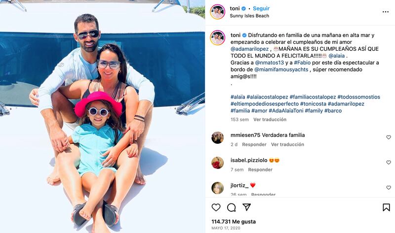 Adamari López y familia.