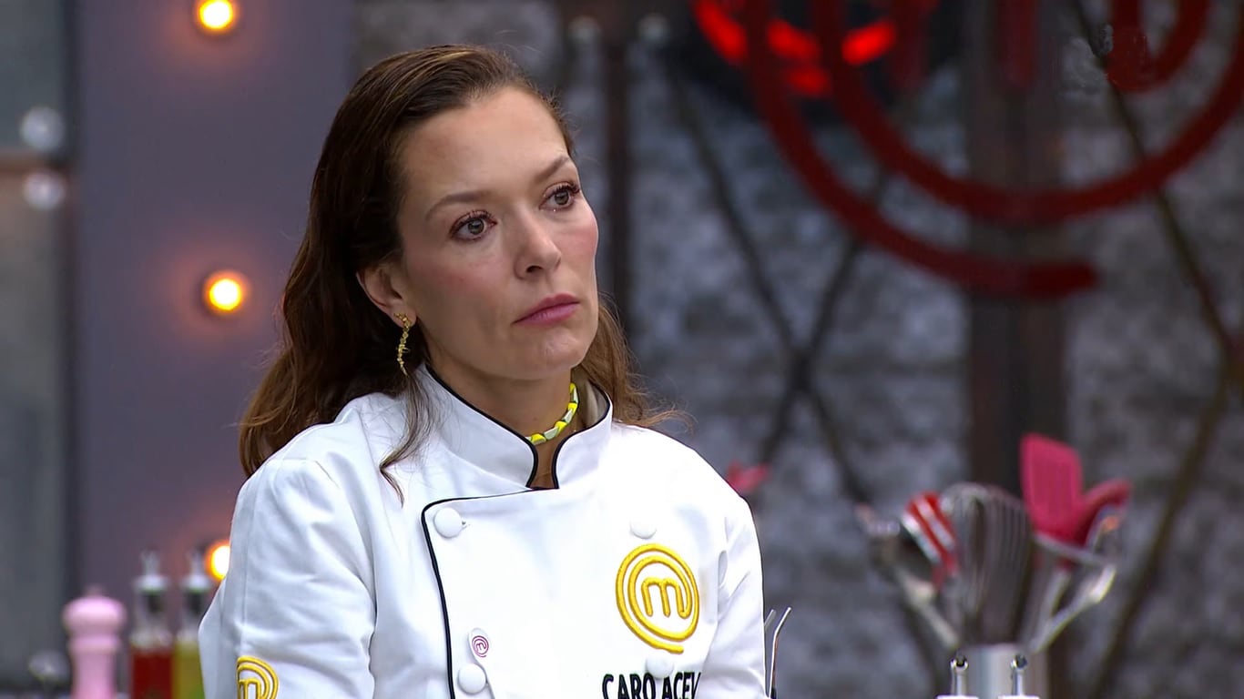 La actriz Carolina Acevedo no pudo disimular su molestia al verse derrotada en uno de los retos de 'MasterChef Colombia'