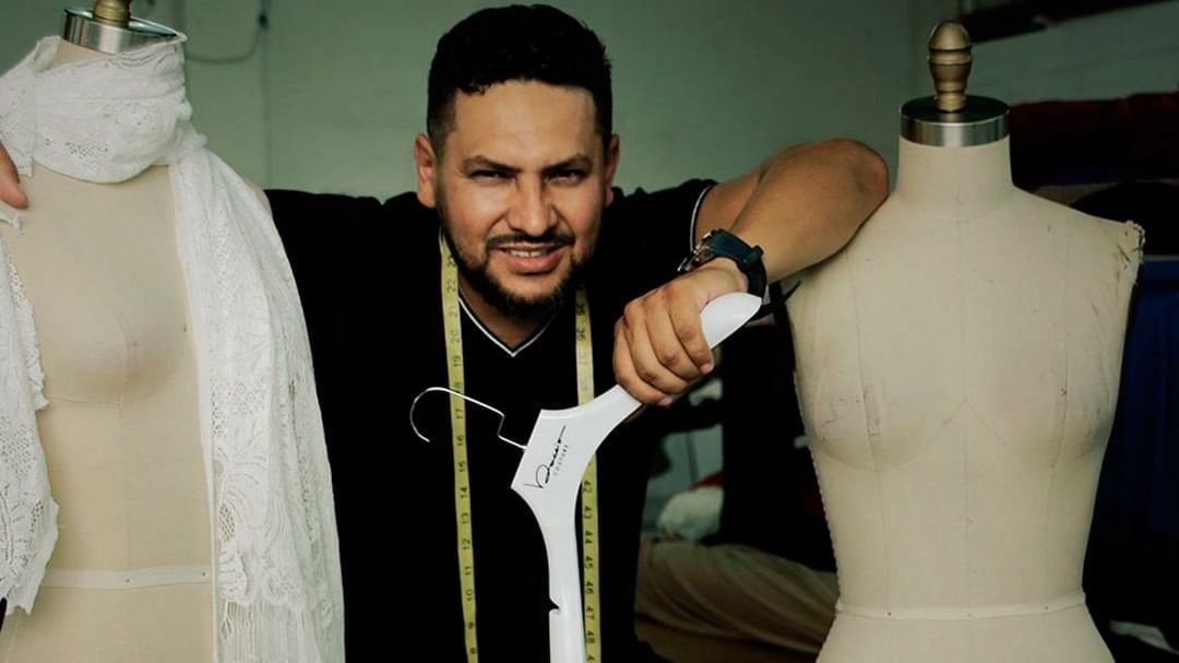 Fausto Altamirano, diseñador de modas ecuatoriano.