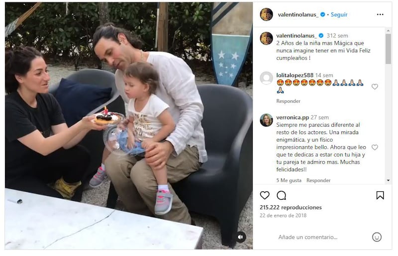 Valentino Lanús junto a su esposa e hija hace algunos años