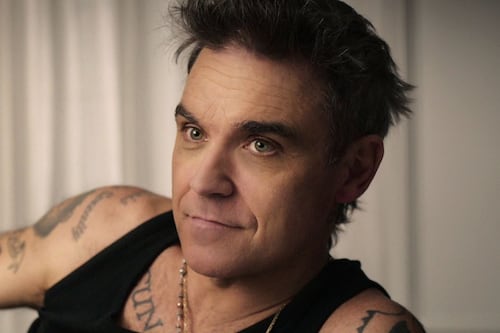 Robbie Williams es un padre orgulloso de cuatro hijos: ¿quiénes son sus herederos?