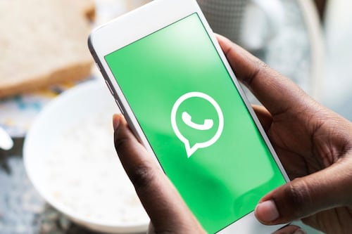 3 trucos para leer mensajes de WhatsApp sin que se marquen como leídos: no es necesario abrirlos