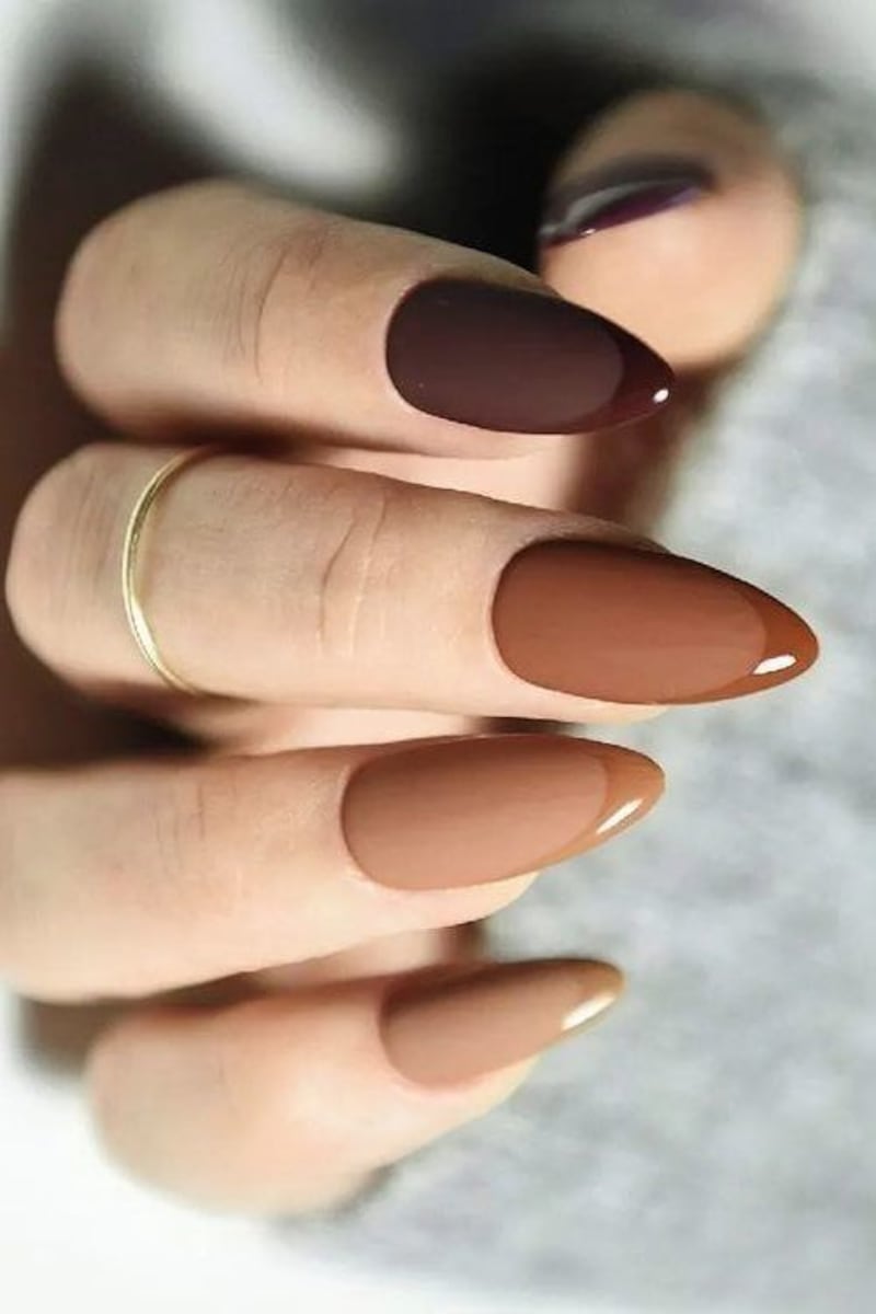 Manicure francés mate en tendencia