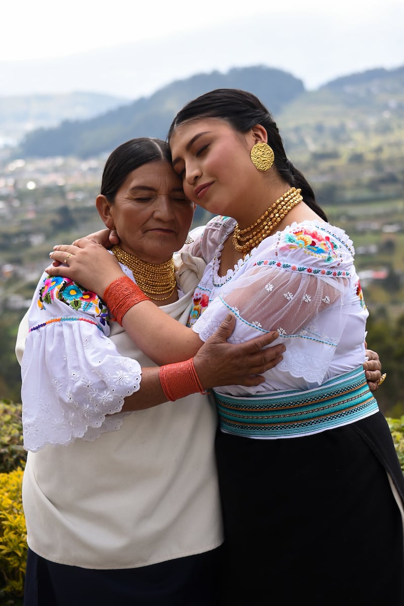 Ñusta Picuasi y su madre
