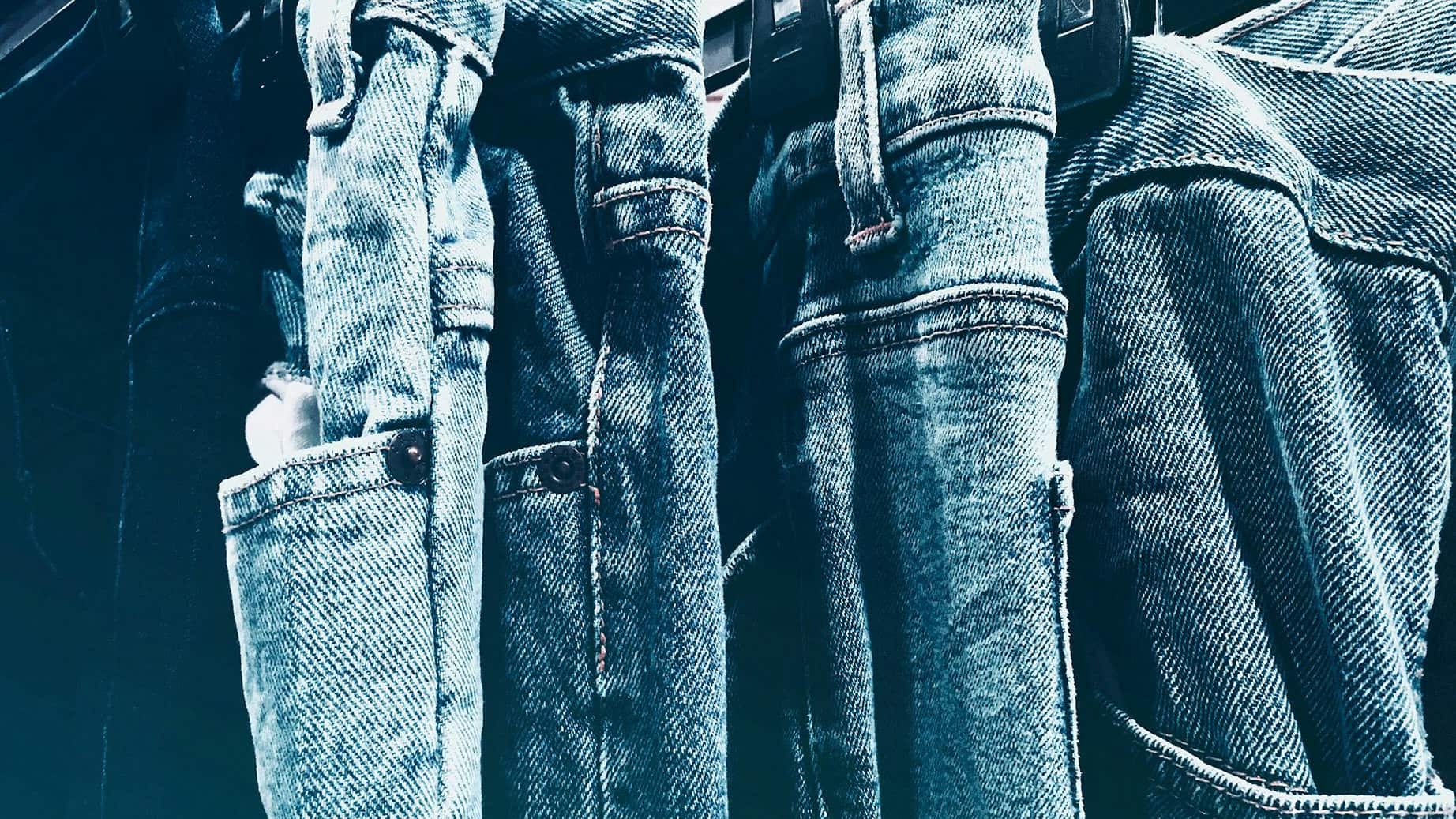 Foto de NEOSiAM 2024+: https://www.pexels.com/es-es/foto/blue-jeans-lado-a-lado-603022/