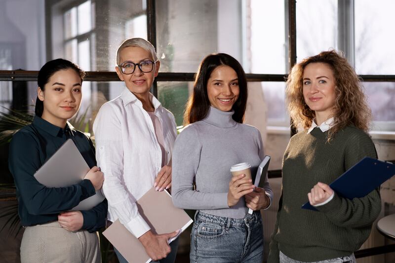 Empatía y redes de apoyo en las empresas para las mujeres que son madres