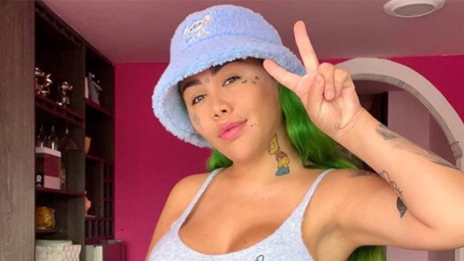 Yina Calderón defiende acto inmoral de su hermana.