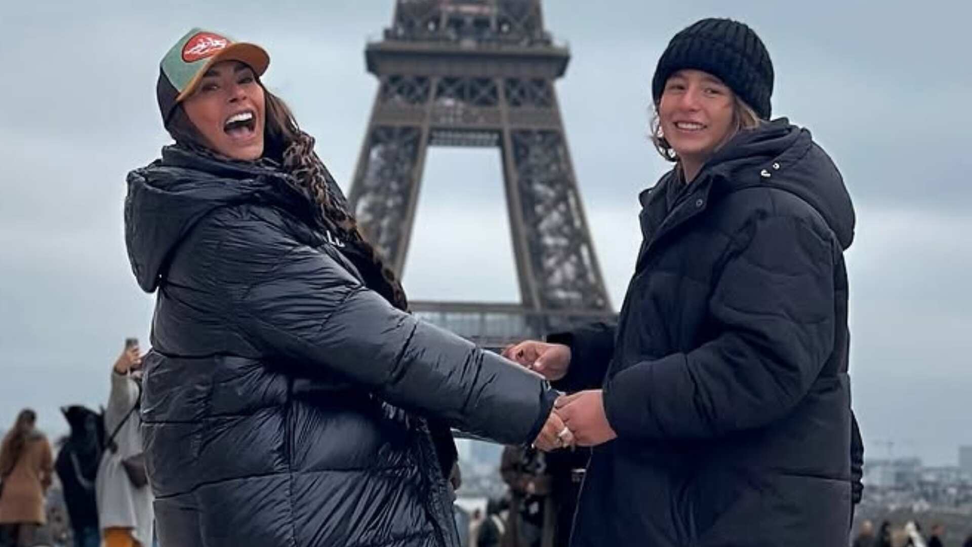 Galilea Montijo lució espectacular con este vestido, pero fue su hijo quien se llevó todos los halagos.