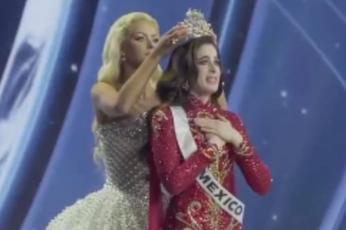 Las poses más poderosas de Fátima Bosch que la coronaron Miss Universo 2025