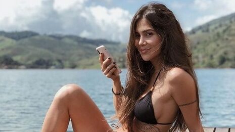 Greeicy Rendón en vestido de baño