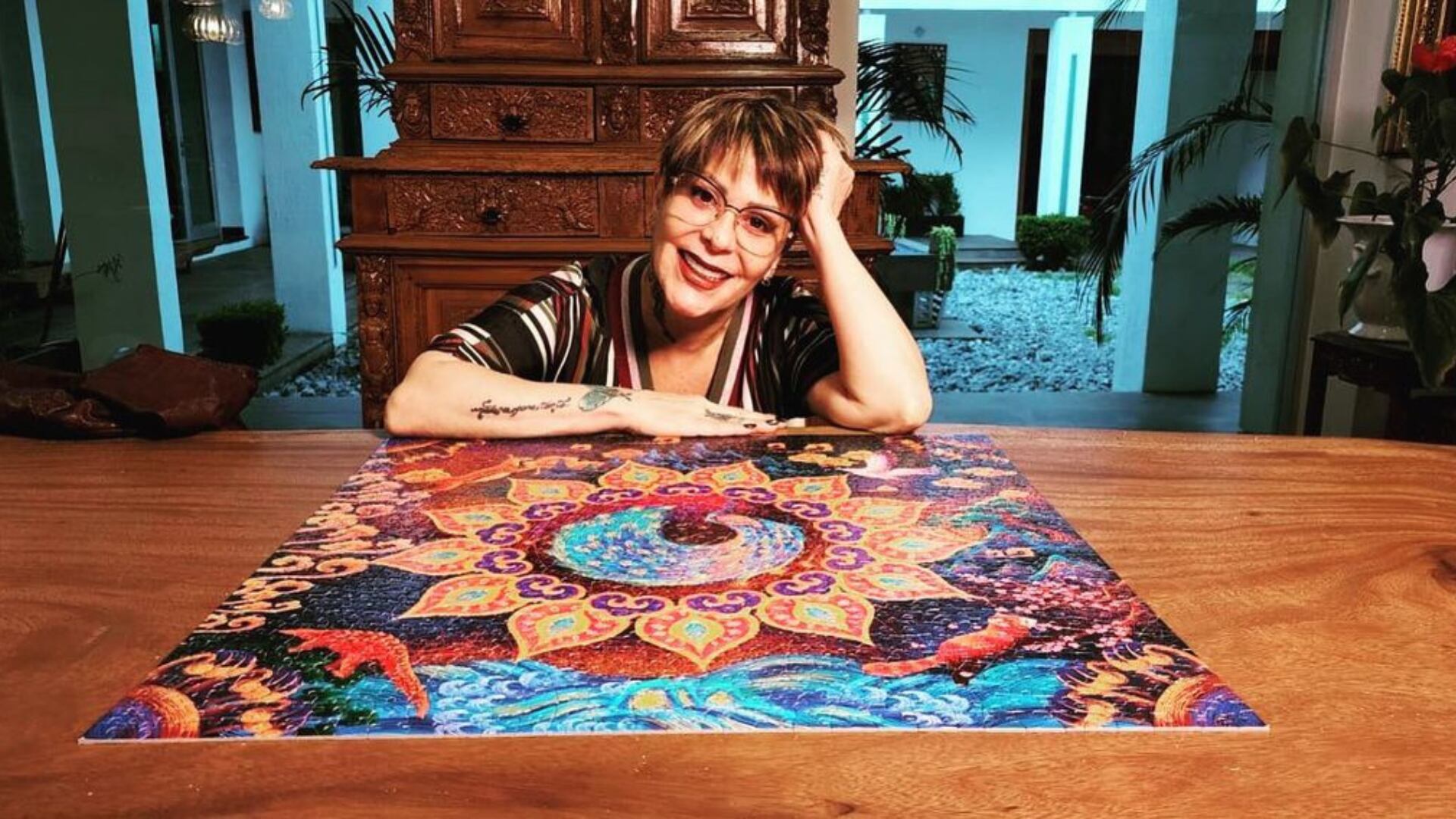 La cantante tiene prótesis en la cadera