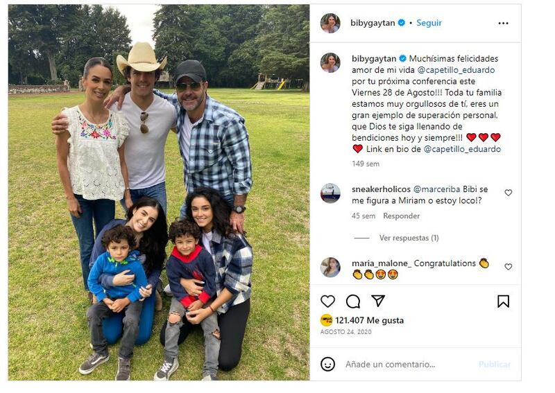 Biby Gaytán ha desafiado a Carolina Herrera llevando jeans a sus 50 y ha conquistado