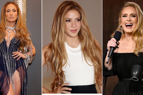 De Penélope Cruz a Shakira: 5 famosas que cambiaron al rubio y se quitaron 10 años de encima