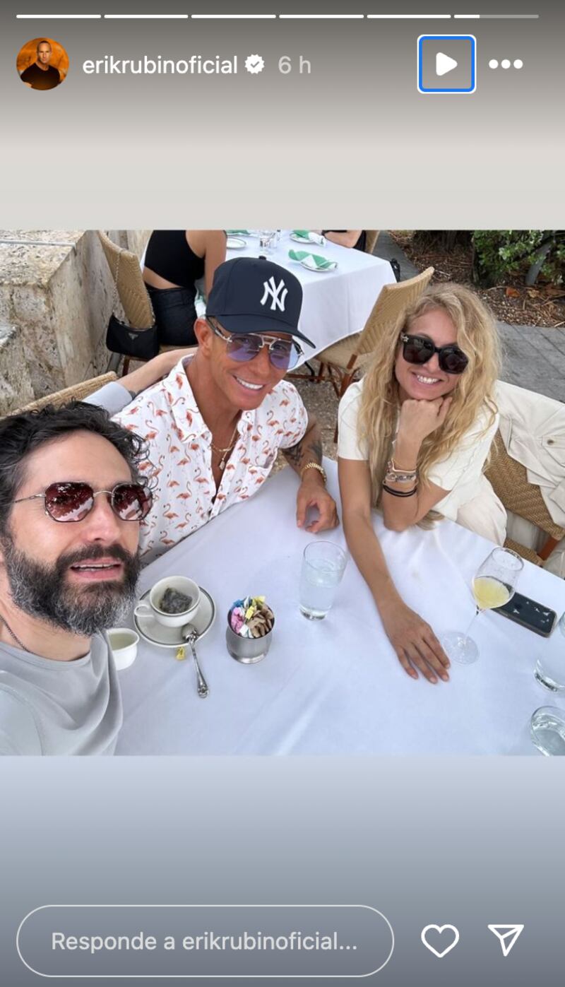 La foto de Paulina Rubio, Benny Ibarra y Erik Rubín