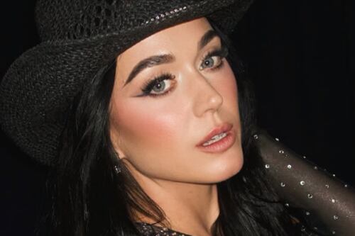 Simplemente Katy Perry: etiquetó a su ex y a su actual novio en la misma publicación