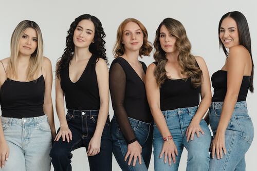 Gotas de Seda lanza campaña “Únicas en cada gota de tu ser”, que celebra la diversidad y autenticidad de cada tipo de cabello