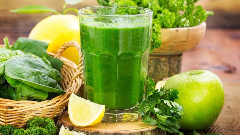 Suco natural detox potente contra a pressão alta