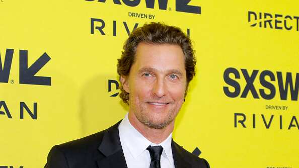 El hijo rara vez visto de Matthew McConaughey reaparece y este detalle dejó sin palabras a las redes