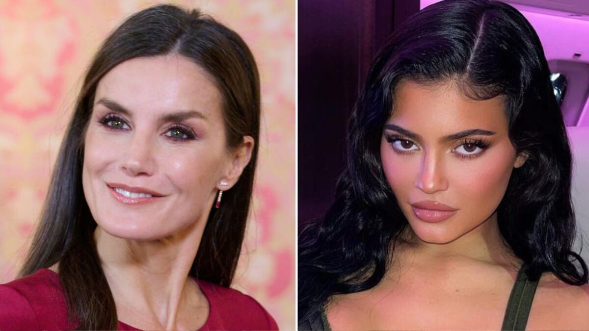 La reina Letizia y Kylie Jenner se enamoraron del mismo atuendo hace algunos años