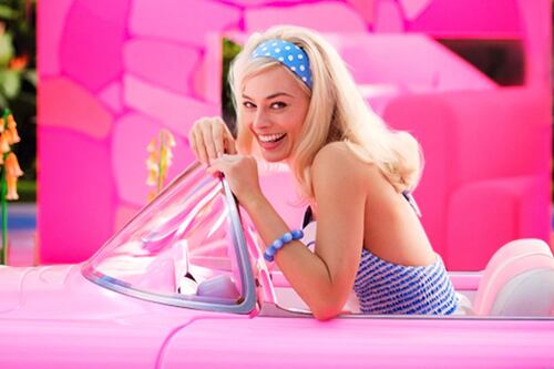 ‘Barbie: The World Tour’: cuándo sale el nuevo libro con los looks de Margot Robbie