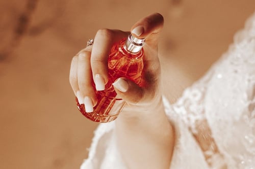 Los mejores perfumes especiados que son cálidos y muy exóticos