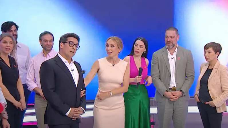 Recibimiento de Rafael Araneda en Mega | Captura: Mucho Gusto