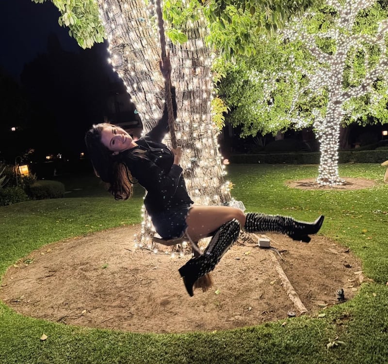 Selena Gomez en el cumpleaños de Benny Blanco