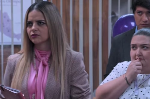 Vendía gelatinas para ayudar a su madre y hoy brilla en ‘La Oficina’: la historia de Alexa Zuart que conmueve a todos