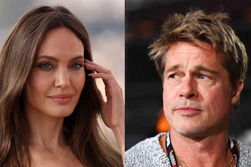 “Está aferrado a ella”: el guiño de Brad Pitt a Angelina Jolie que delataría no la ha olvidado, fans piden “la supere”