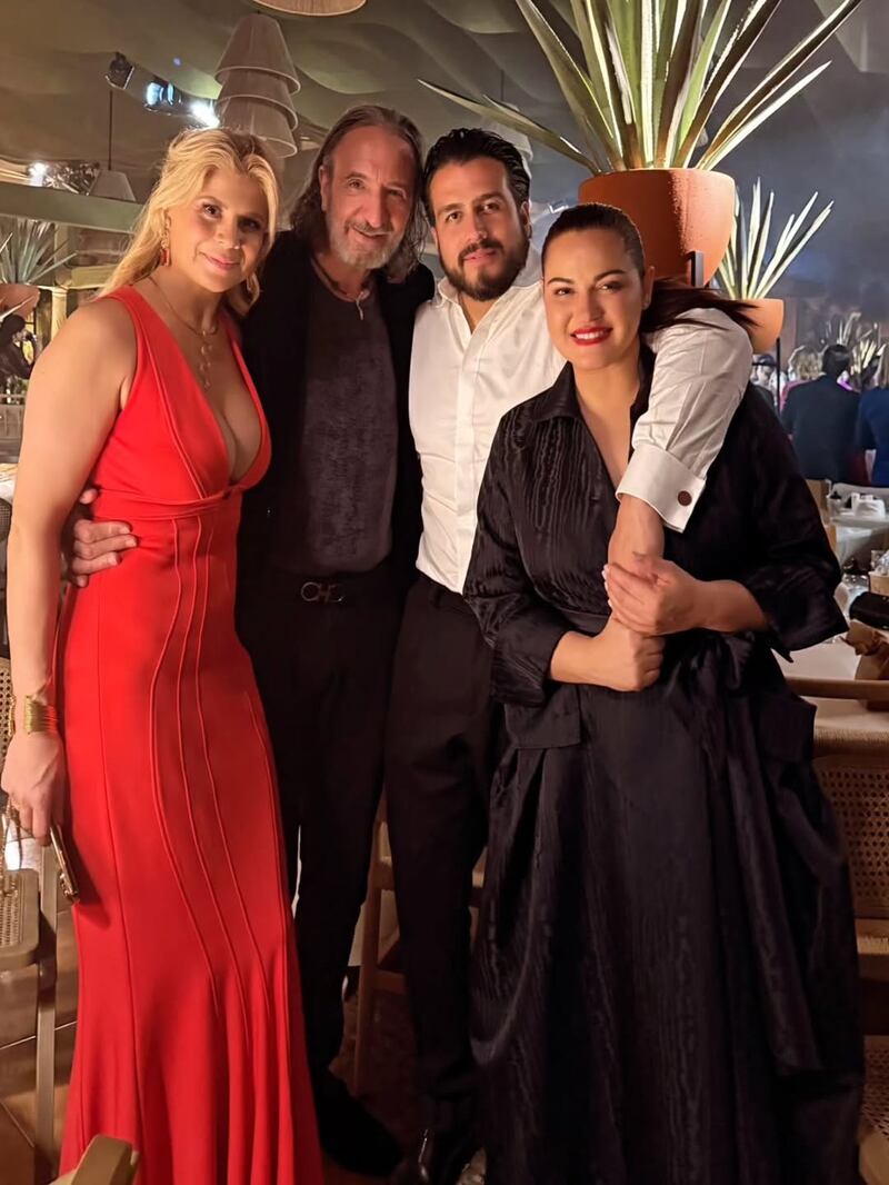 Maite Perroni reapareció junto a Andrés Tovar en una boda en Valle de Bravo