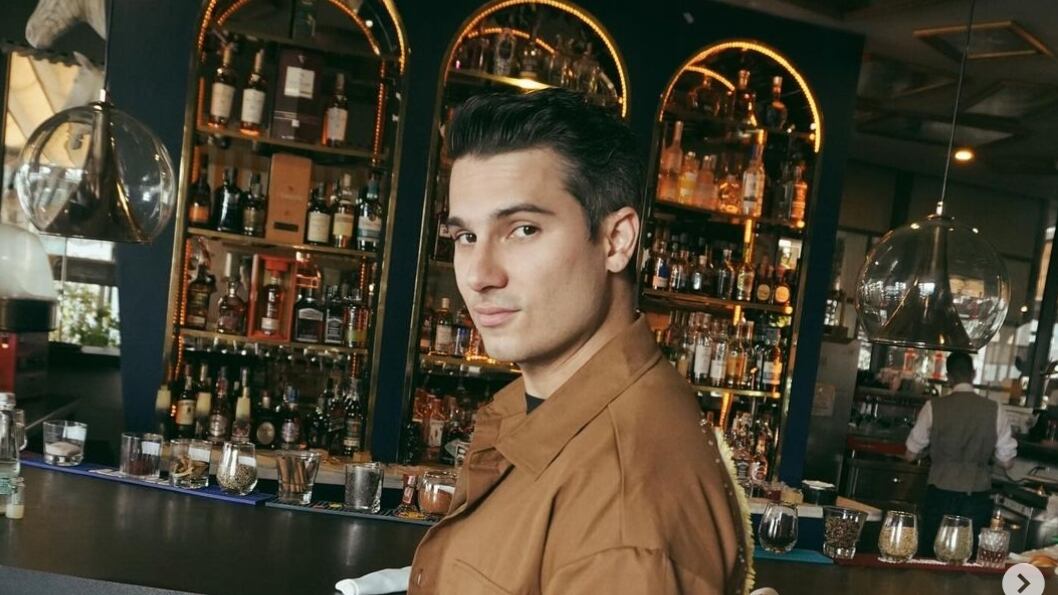 “Es como tomarse un yogurt de yuca” Le llovieron críticas a Pipe Bueno por su intermedio en una presentación